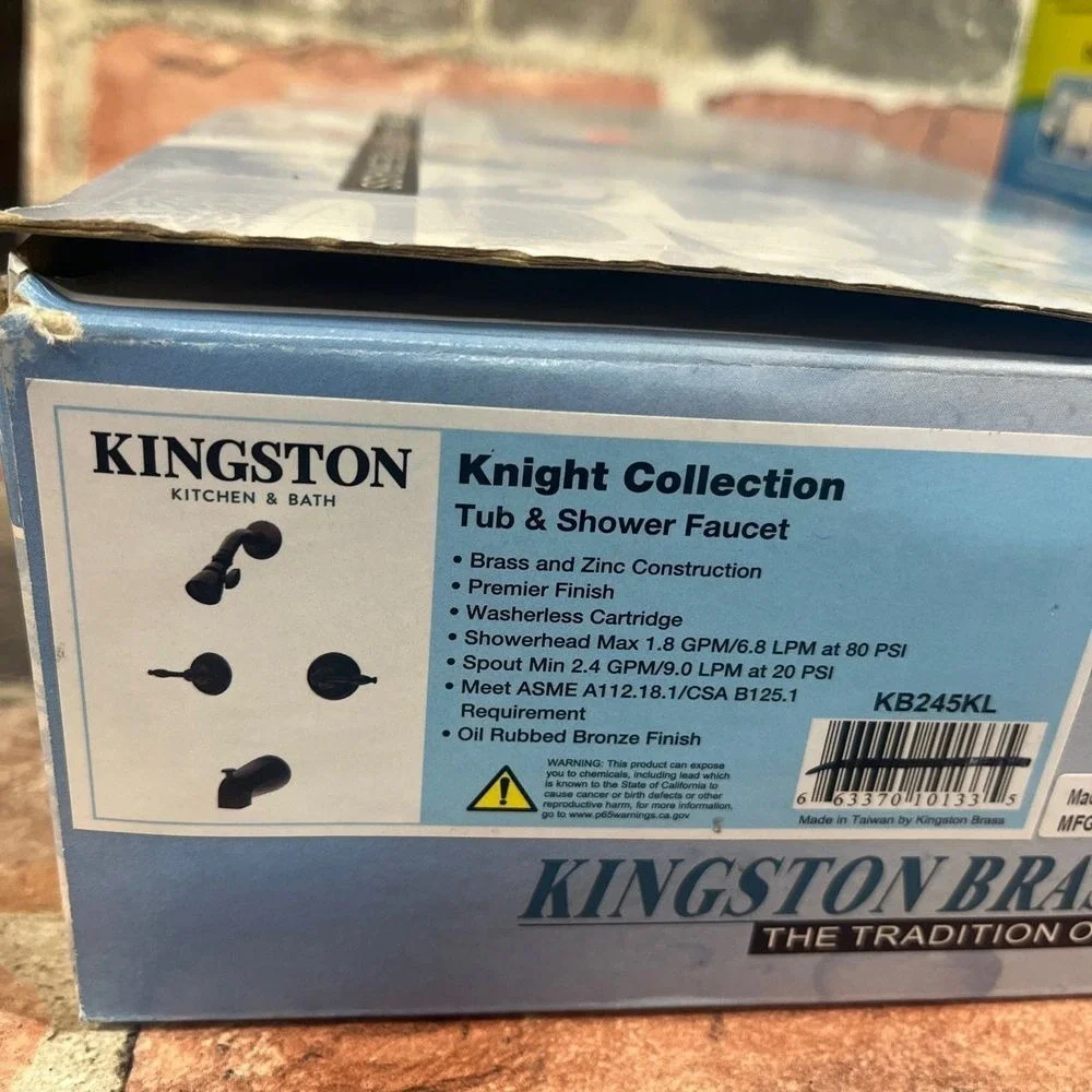 Kingston Oil‎ Rubbed Bronze Bathroom Tub Faucet set